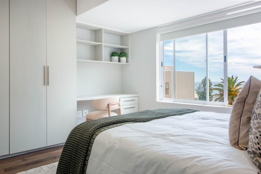 To Let 3 Bedroom Property for Rent in Sea Point Western Cape